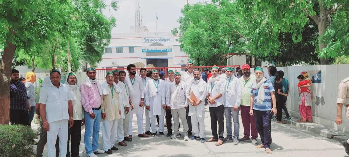 जिला कारागार में बंद किसानों से मिला किसान बेरोजगार सभा का प्रतिनिधिमंडल